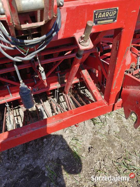 Siewnik Taarup 3m z zagarniaczami łódzkie