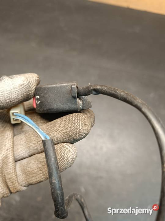 Włącznik zapłonu prawy gaszak killswitch części Gołaczewy