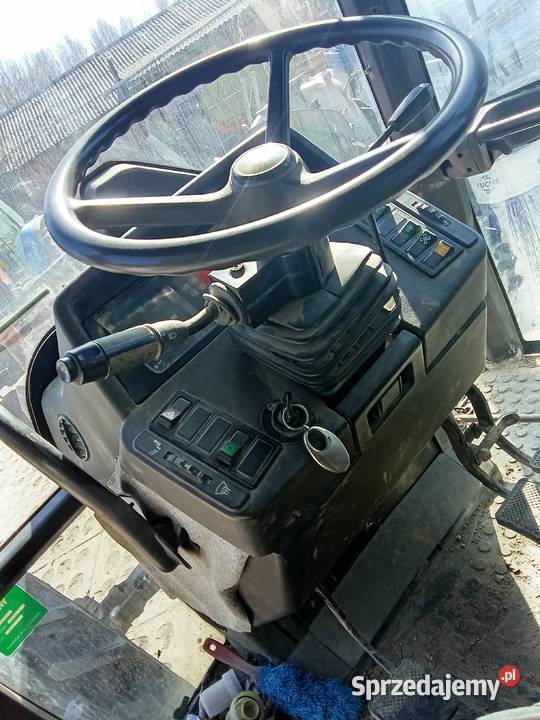 Ciagnik CASE 86 CS sprowadzony ladny Bychawa