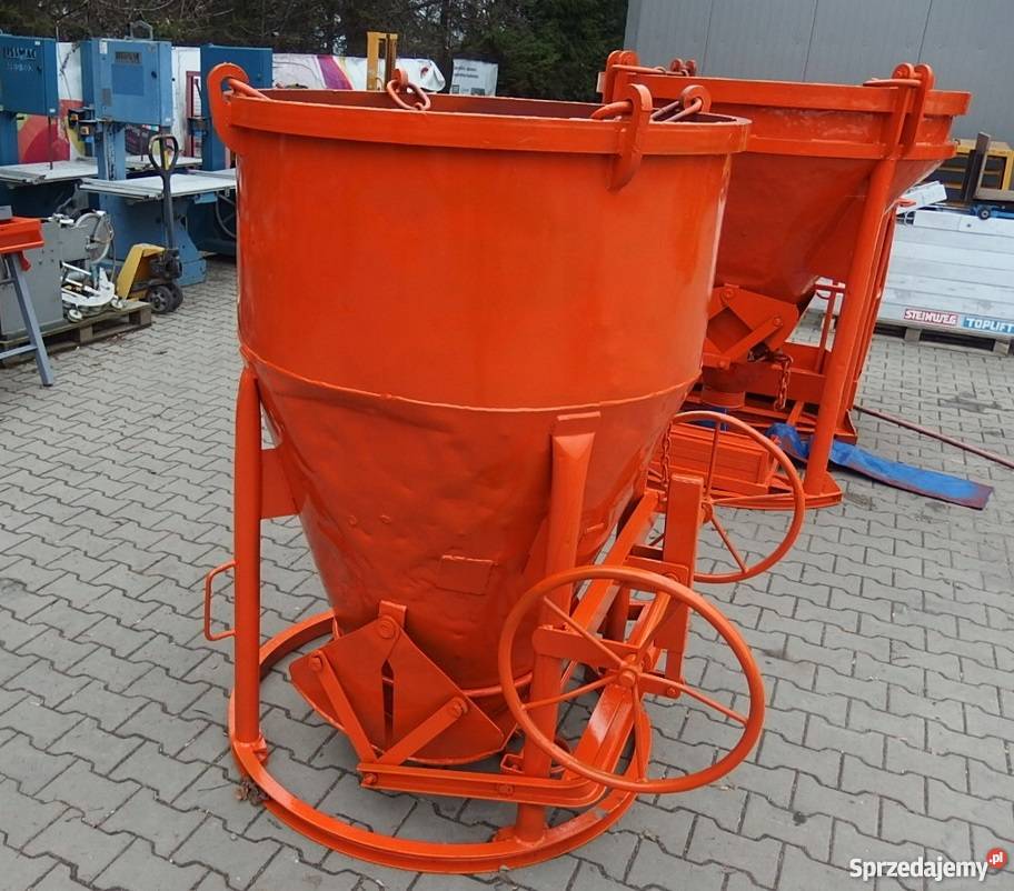 Kubeł pojemnik zbiornik do betonu 750L dźwig sprzedam