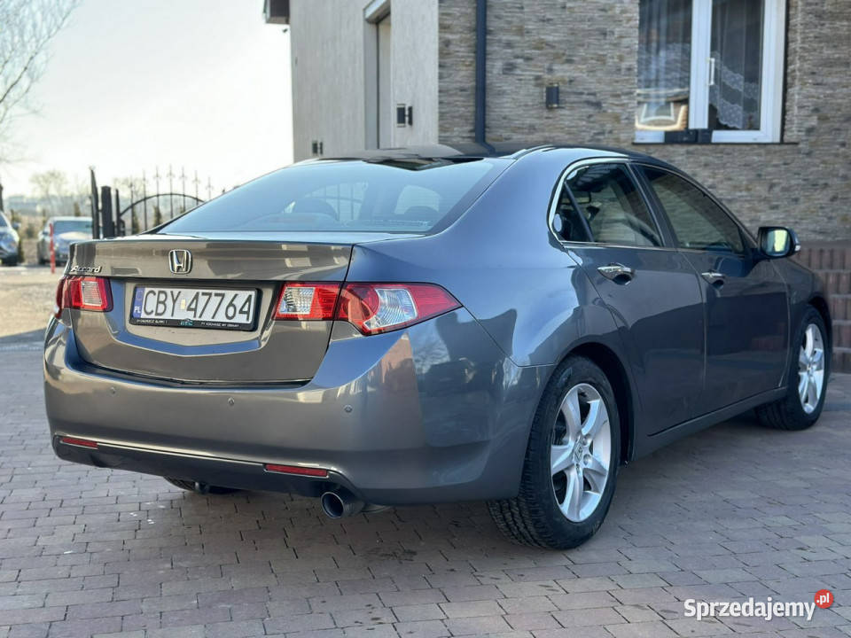 Honda Accord VIII 2008 Sadlno