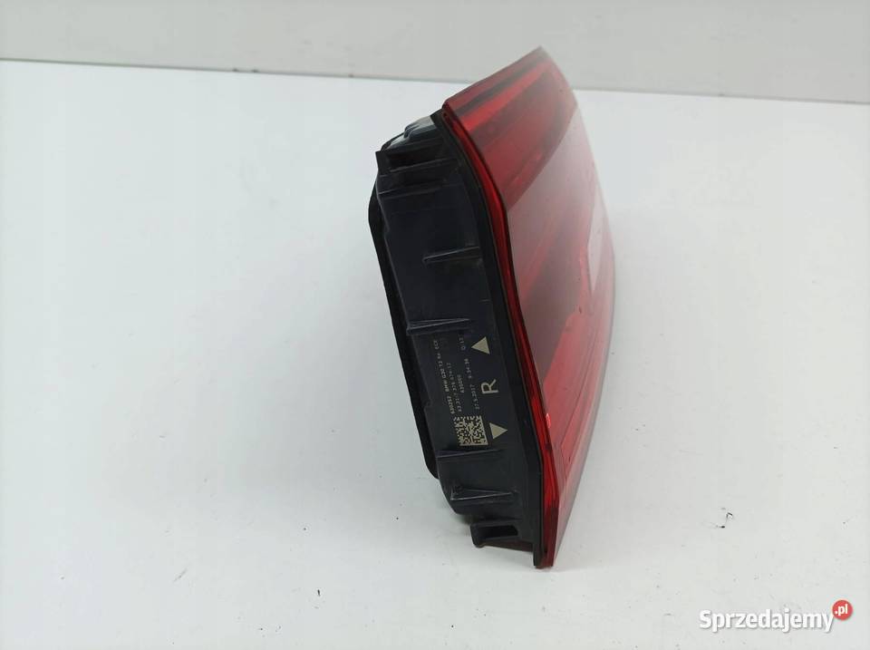 LAMPA TYŁ W KLAPĘ PRAWA LED EUROPA SEDAN 7376474