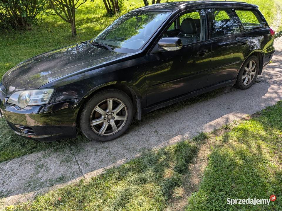 Subaru legacy 20 benzyna 330000km sprzedam