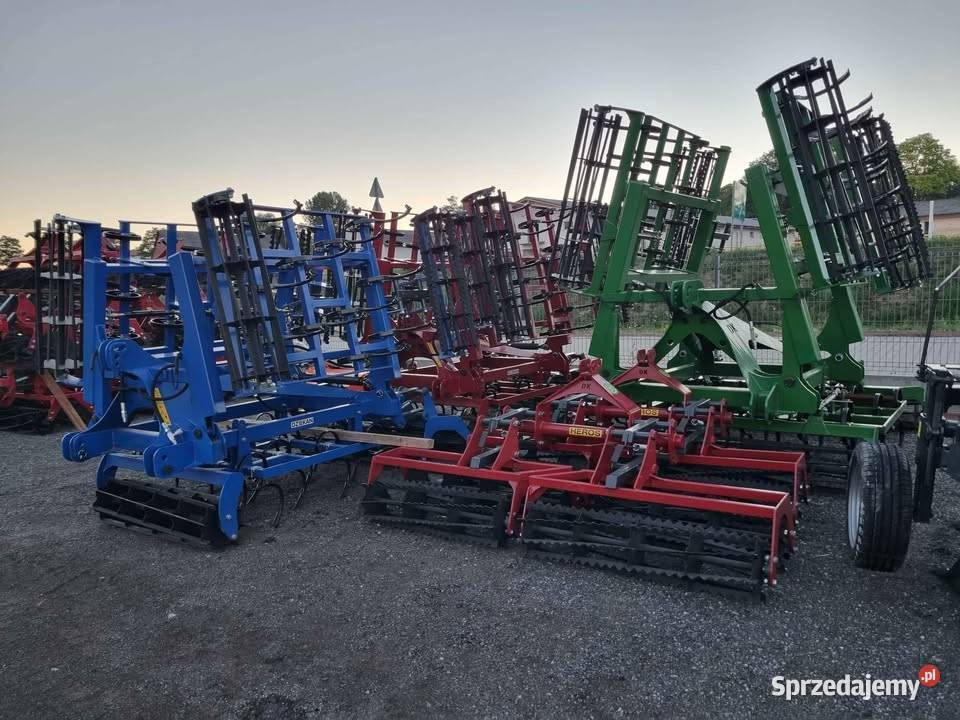 Agregat uprawowy z wałkiem z przodu hydr wielkopolskie Wolsztyn