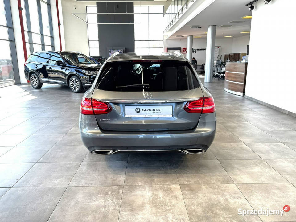 Mercedes C 200 T 20 184 automat 2016 r salon Myślenice