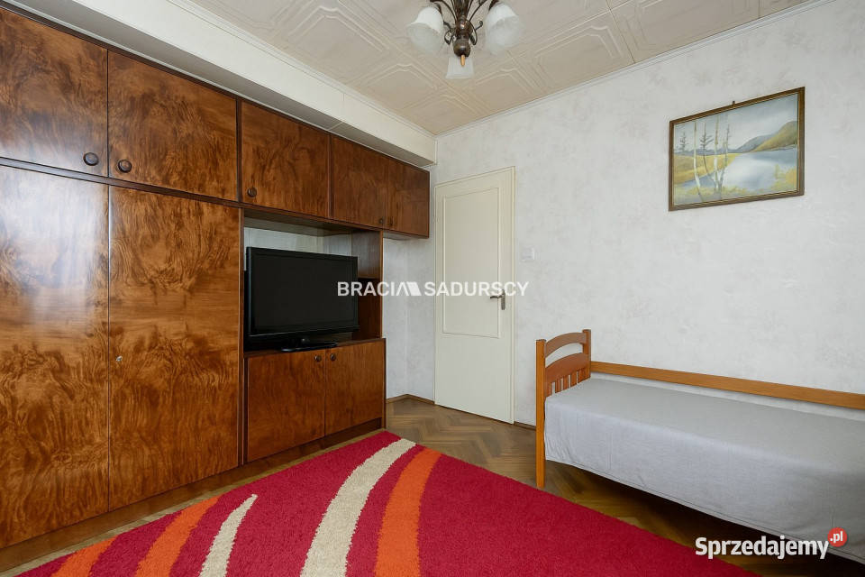 Sprzedaż mieszkania 36m2 2 pokoje Kraków Zaułek Rok budowy 1965