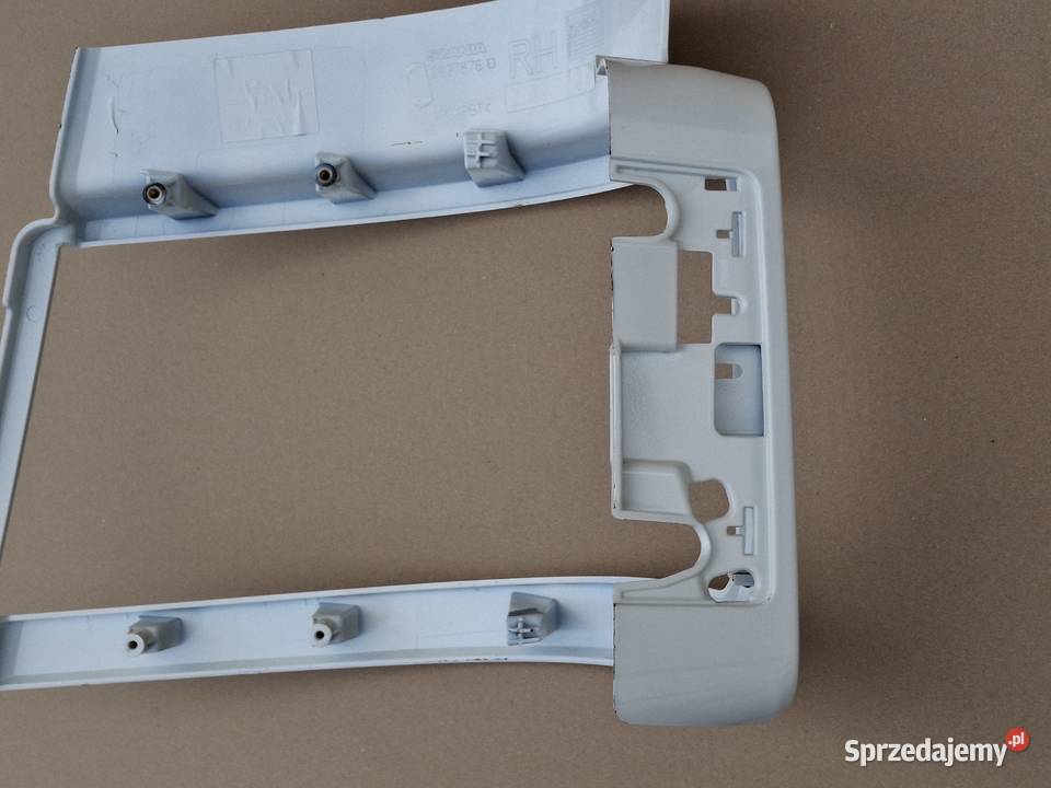 SCANIA R S RAMKA OBUDOWA REFLEKTORA PRAWEGO Bieleń