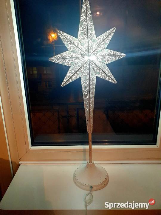 Lampa ozdoba cała z metalu wysoka biała mazowieckie Żuromin