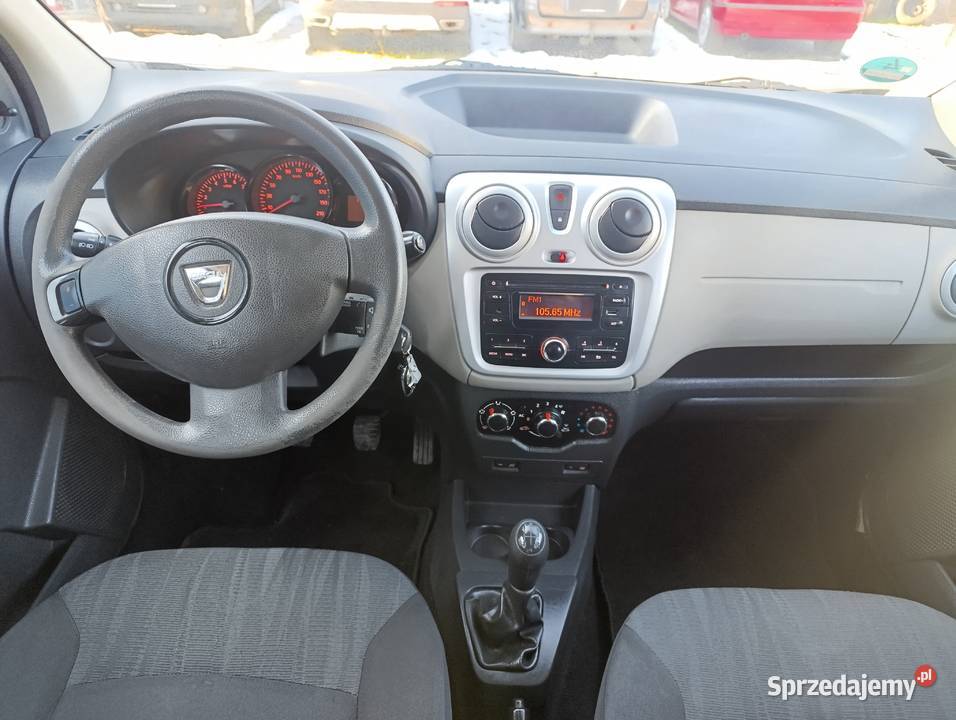 Dacia Lodgy 16 benzyna 2013r udok przebieg Rok produkcji 2013