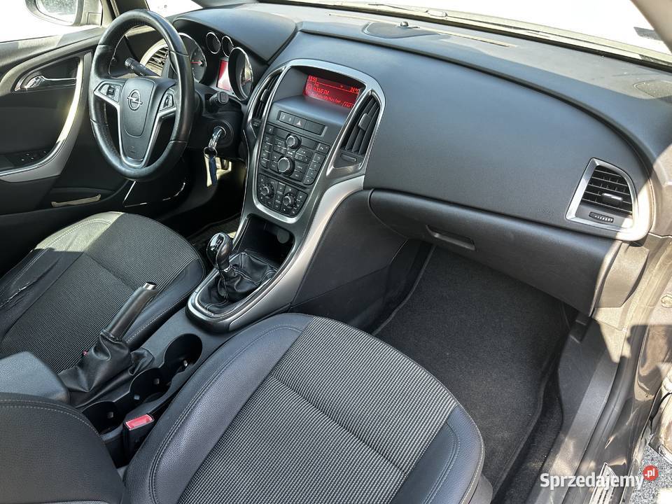 Opel Astra J 14T 140 BLPG Cosmo Xenon Grzane isofix Rzeszów