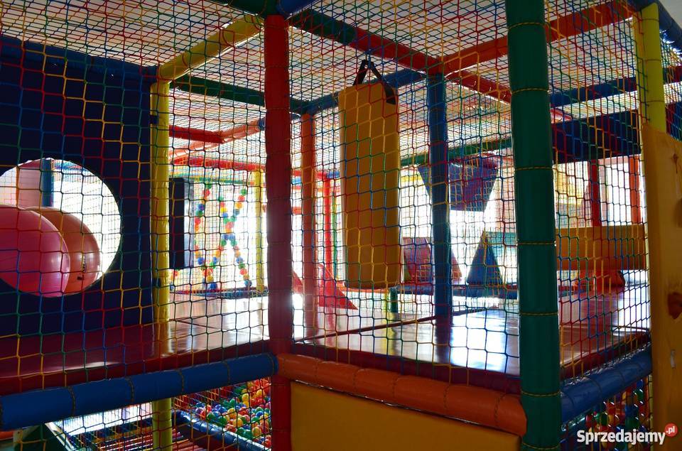 WEWNĘTRZNY PLAC ZABAW podkarpackie Ustrzyki Dolne sprzedam