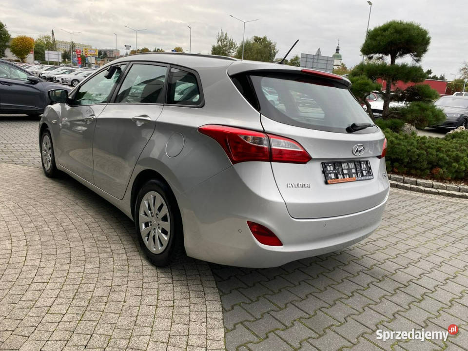 Hyundai i30 LEDklimatyzacja el szyby centralny Żory