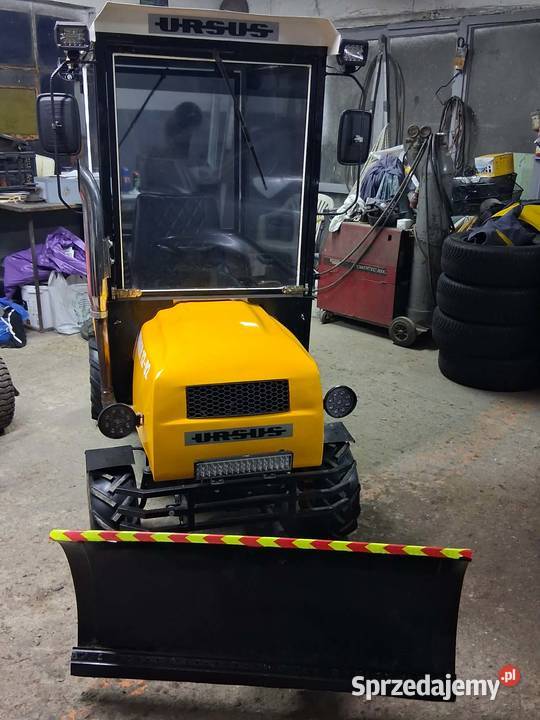 Traktorek z osprzętem Iława