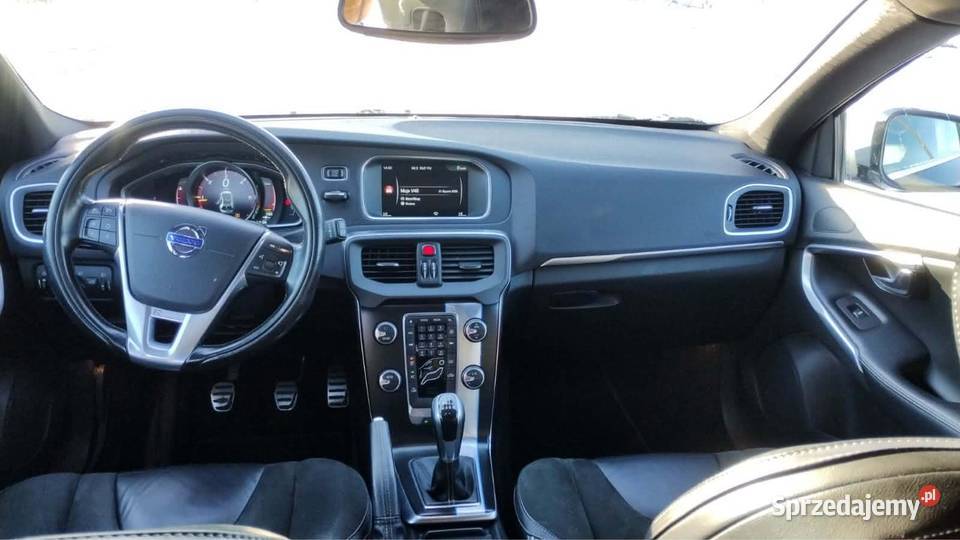 Volvo V40 D4 RDesigne 2014 20 elektrochrom. lusterka boczne