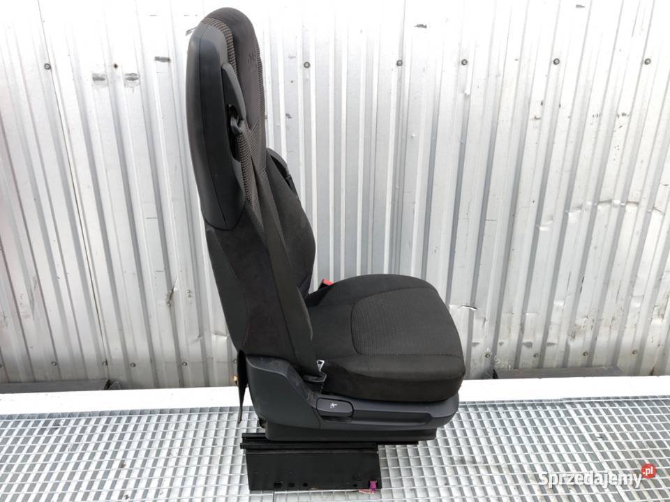 FOTEL PRAWY PRZÓD DAF XF Ciągnik siodłowy ciężarowe sprzedam