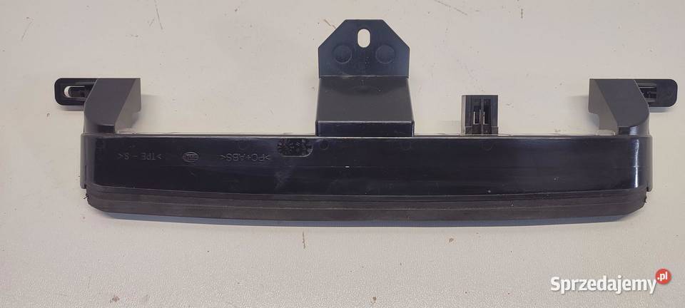 VOLVO V70 TRZECIE ŚWIATŁO STOP 30678549