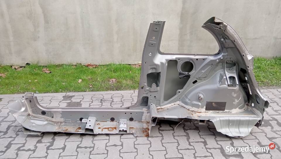 ĆWIARTKA PRAWA TYLNA PRÓG NISSAN MICRA K12 3D Nowy Tomyśl