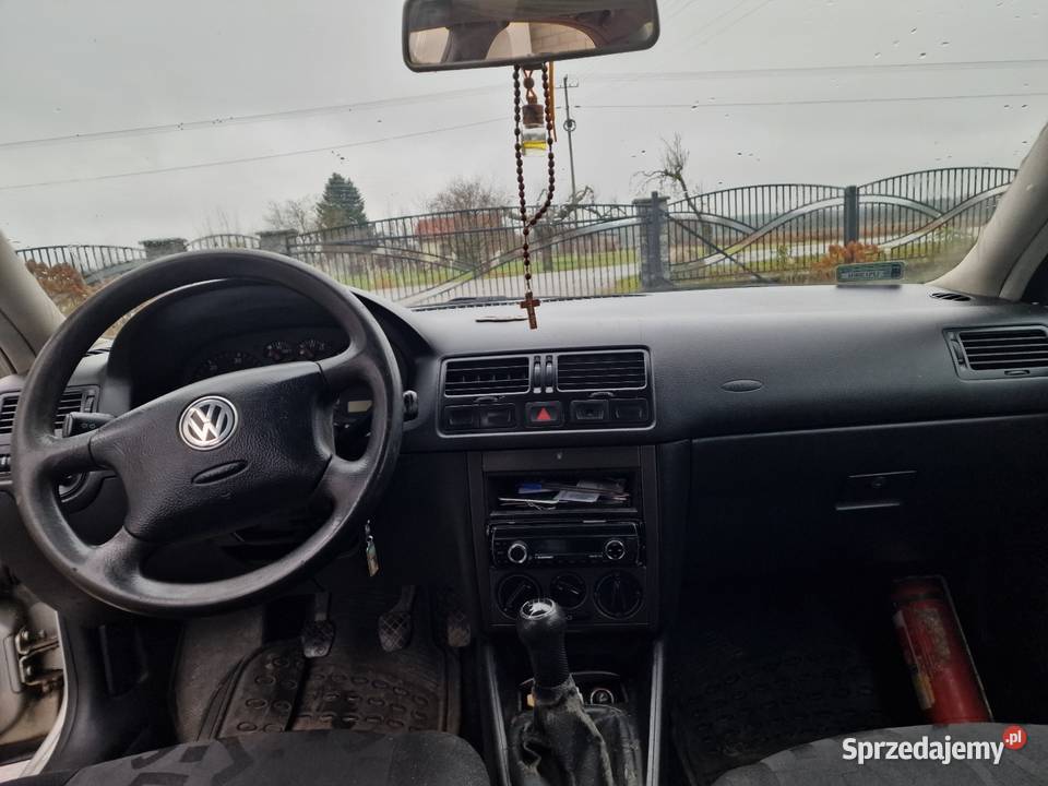 Volsvagen bora Rok produkcji 1999 Bora lubelskie Janowiec