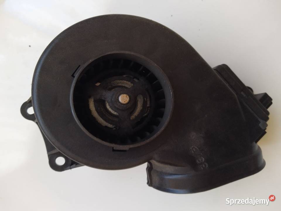 Citroen C8 wentylator nawiewu boczny lewy wyposażenie elektryczne