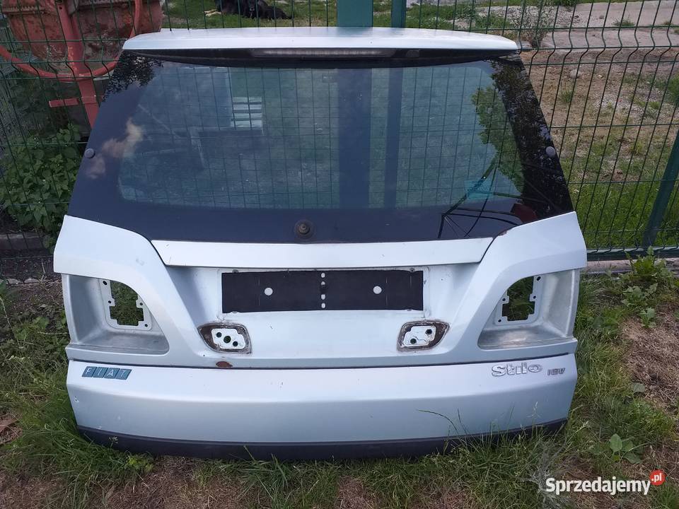 Klapa bagażnika tył Fiat Stilo kombi mw 745 Wiadrów