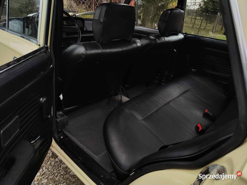 Fiat 125p retro do ślubu Tarnów i