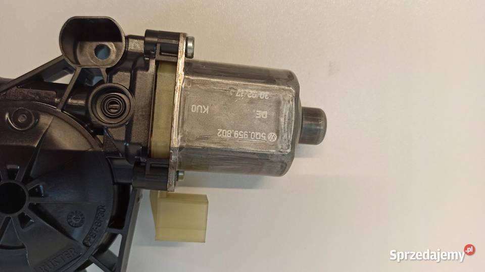 AUDI SKODA SILNICZEK SZYBY PRAWY PRZÓD