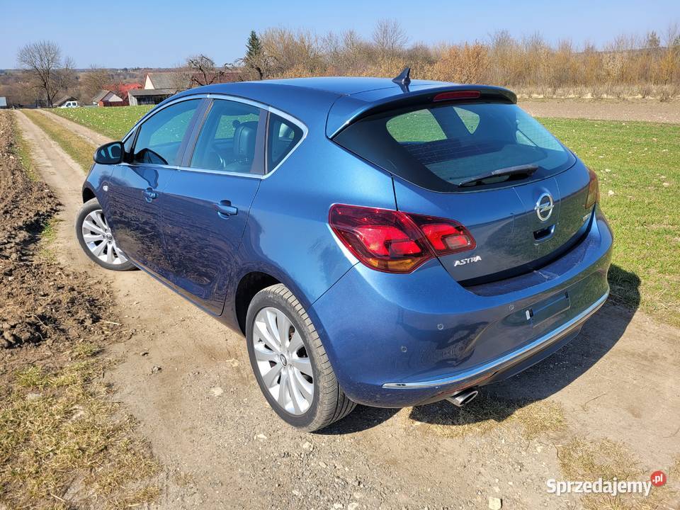 Opel Astra 14 TURBO Bałtów