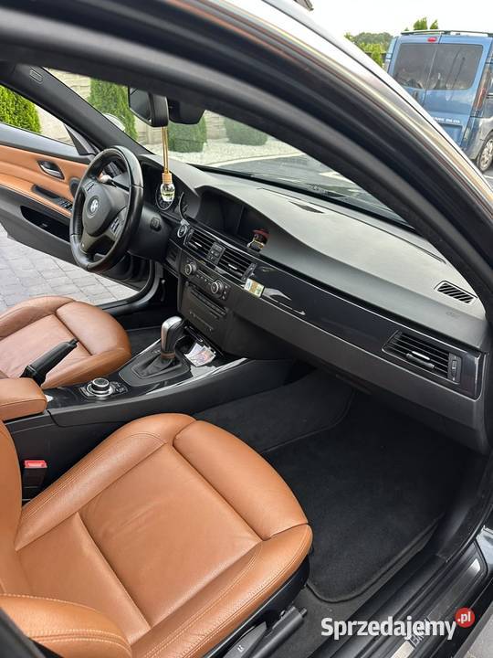 BMW 325 i Samochody osobowe Jawor