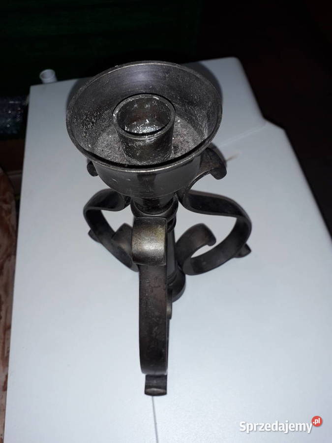 Mosiezny swiecznik ciężki sprzedam