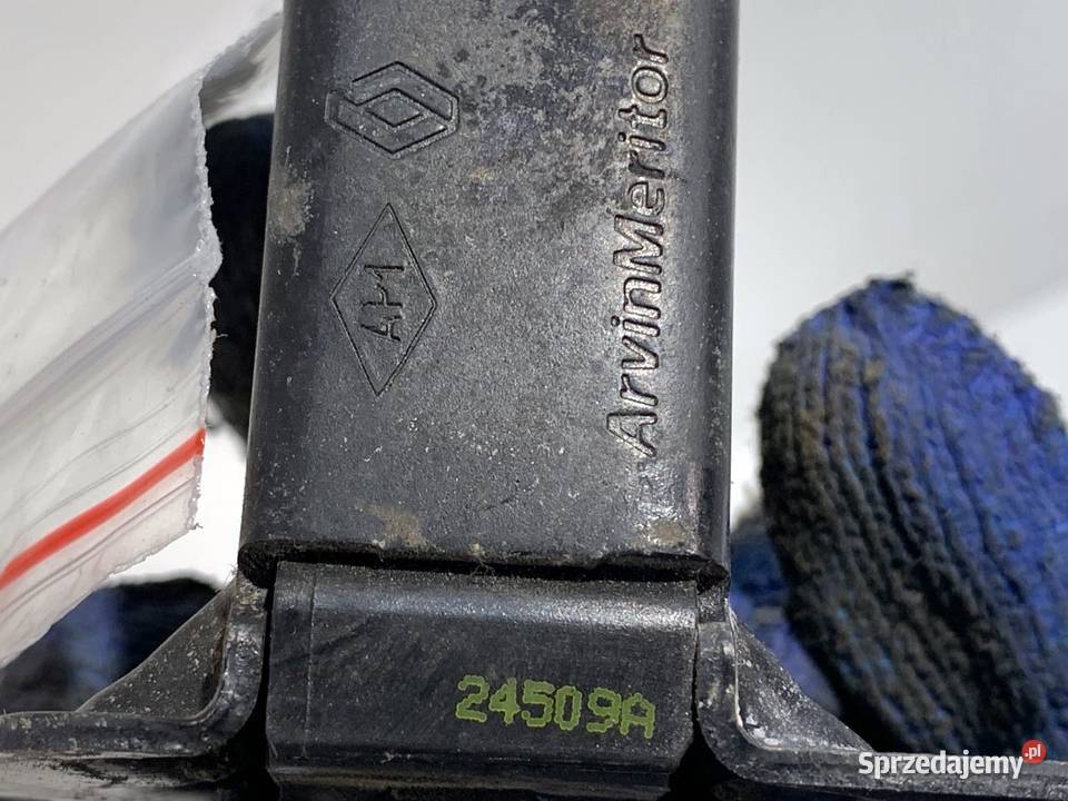 ZAMEK DRZWI PRAWY TYŁ RENAULT KANGOO II Minivan