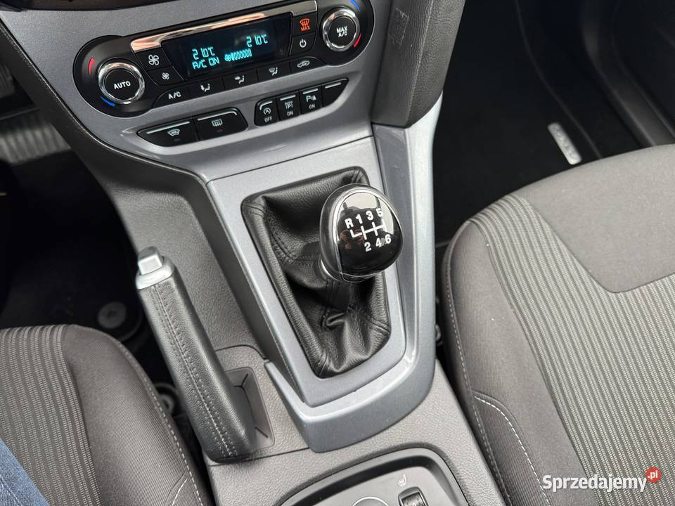 Ford Focus BENZYNA Klimatronik Nawigacja Konin