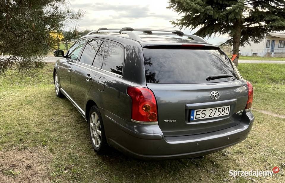Toyota Avensis reflektory ksenonowe Złota