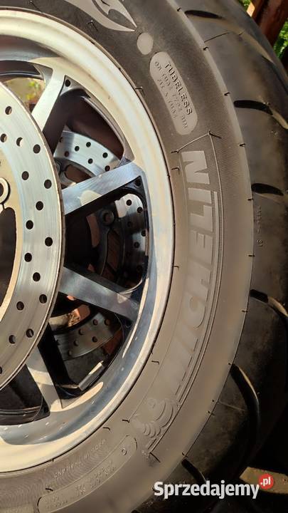 Opona motocyklowa Michelin Commander 2 13090B16 Groble