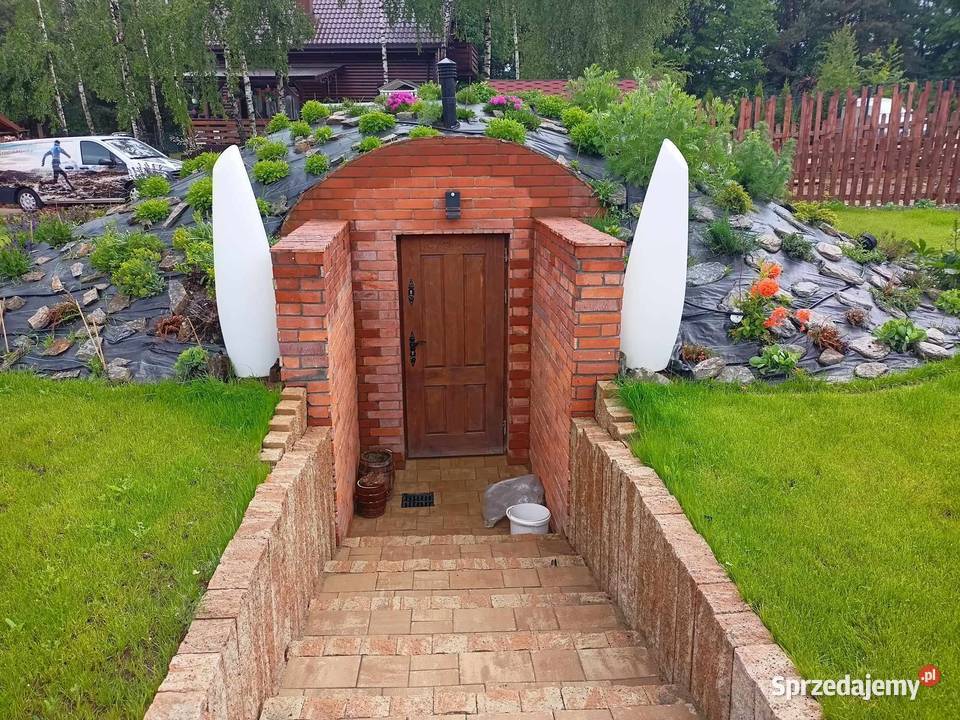 piwniczka betonowa ziemianka schron piwniczka Konin