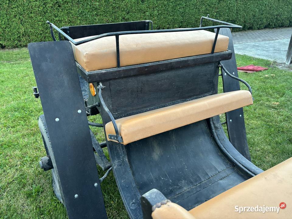 Bryczka przedwojenna rzemieślnicze koła stan Biłgoraj sprzedam