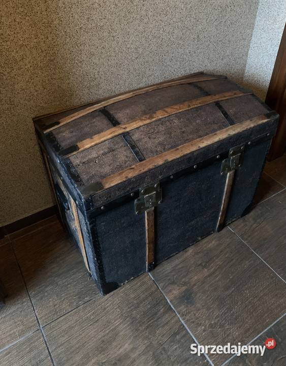 Kufer skrzynia posagowa Meble Krzeszowice sprzedam