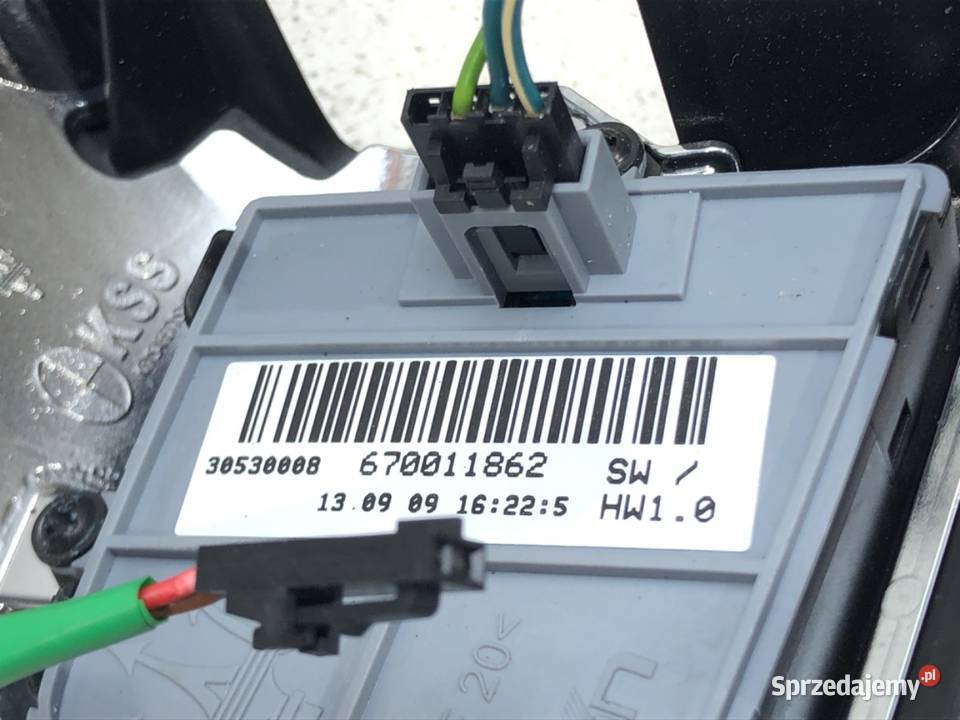 PRZEŁĄCZNIKI KIEROWNICY MULTIFUNKCJA MASERATI