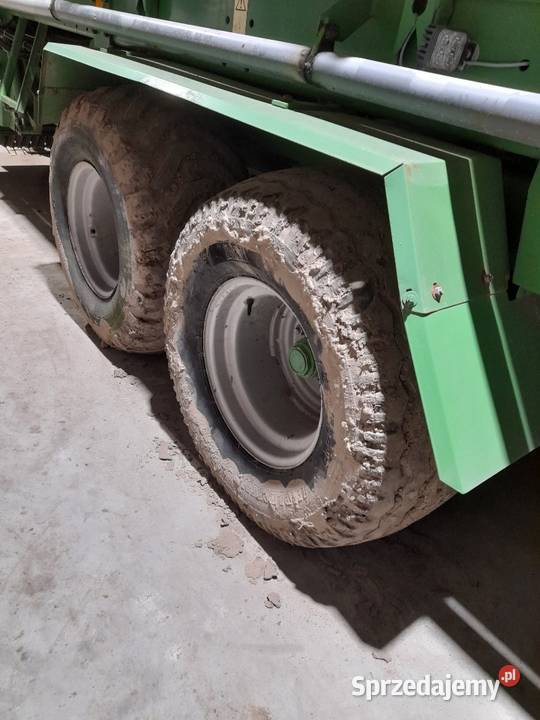 Przyczepa samozbierajacą Bergmann Royal 28s 41 Danowiec