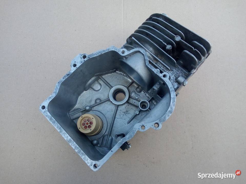 Blok Cylinder Tłok Tecumseh 30 HP Części i akcesoria Stalowa Wola sprzedam