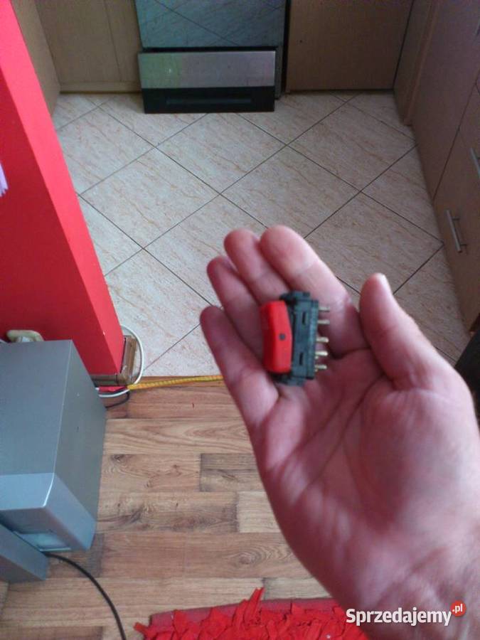 Wlacznik swiatel awaryjnych Mercedes w124 Kętrzyn