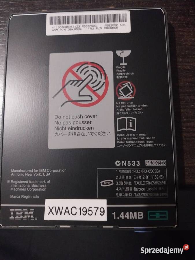 Stacja dyskietek IBM w miejsce napędu cd Grodzisk