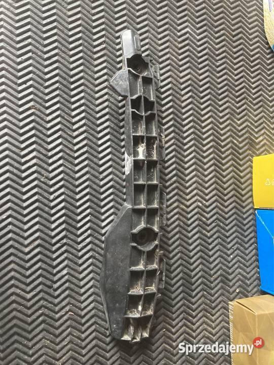 Nadkole tylne prawe toyota auris II 2014 małopolskie Winiary