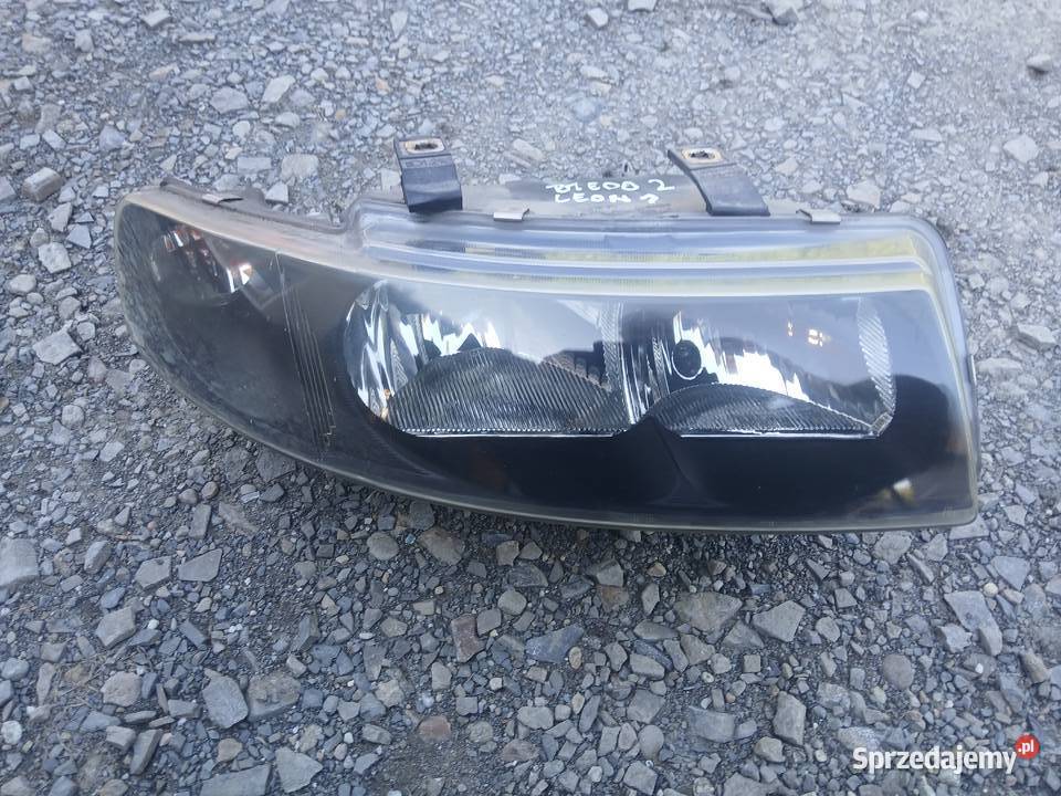 Lampa prawa przednia Seat Toledo II 2 Seat Leon sprzedam