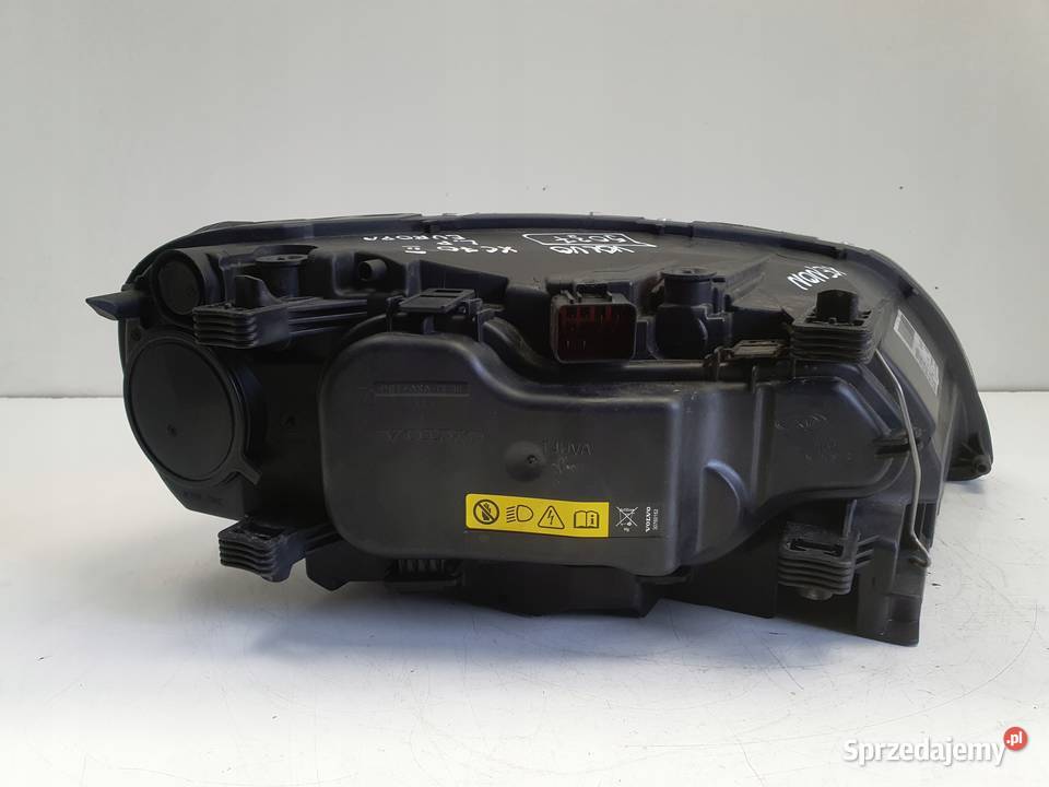 LAMPA LEWA Volvo S80 II V70 III XC70 PRZEDNIA Chełm sprzedam