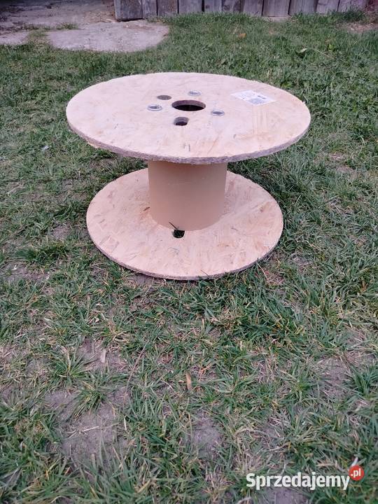 Szpule kablu małe Ostrówek