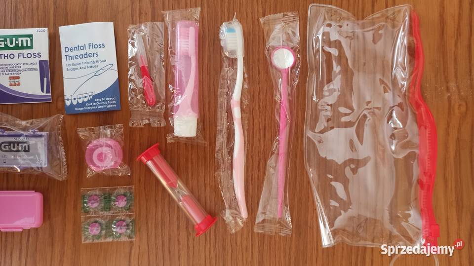 Zestaw ortodontyczny w kosmetyczce Kosmetyczki i kuferki łódzkie Wieluń sprzedam