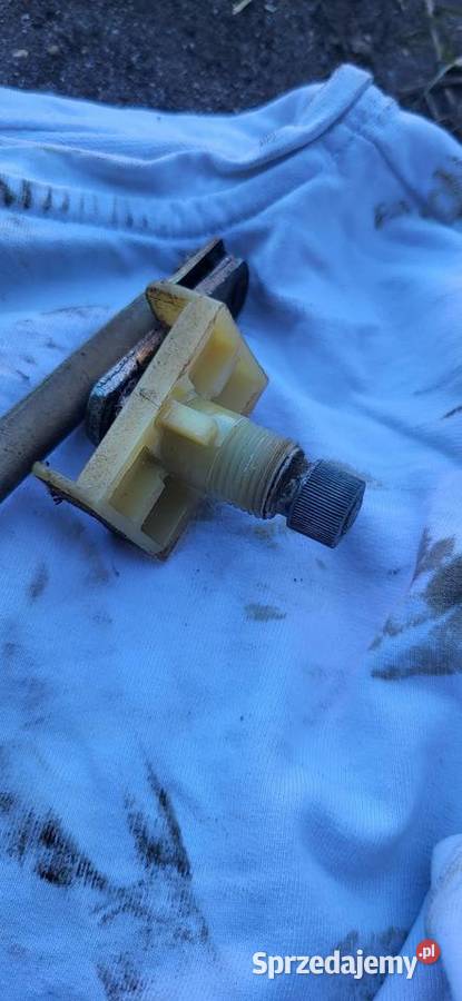 Fiat 126p silniczek wycieraczek kompletny osobowe Choceń