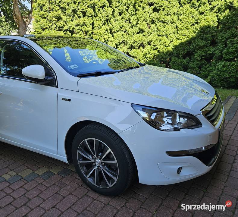 Peugeot 308 salon ASO 74 przebieg benzyna 12 Hatchback podlaskie Białystok sprzedam