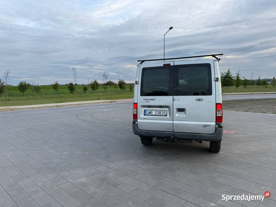 Ford Transit 4x4 hak Opony MT bagażnik dachowy