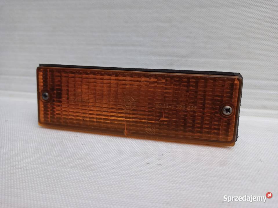BMW E30 kierunkowskaz kierunek prawy w zderzak kierunkowskazy Sieradz
